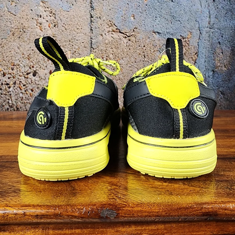 Boy's C9 Champion Mesh Water Shoes Size 5